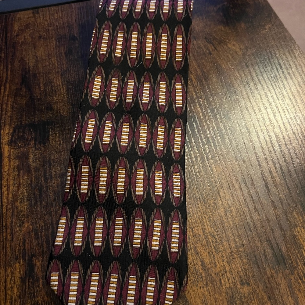 Elegant Black and Red Men's Tie Tie CA Gross Company Tie